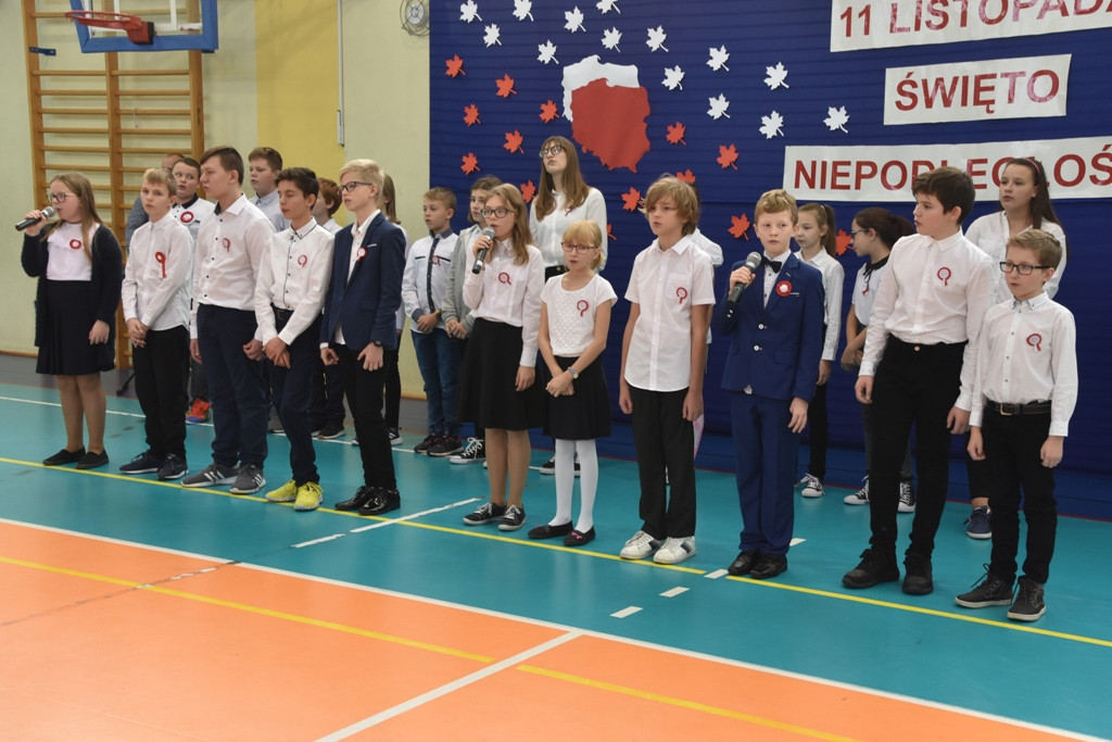 Rocznica odzyskania niepodległości w SP nr 6