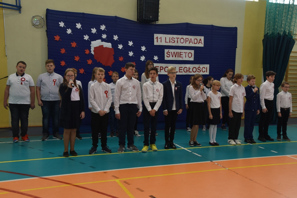 Rocznica odzyskania niepodległości w SP nr 6