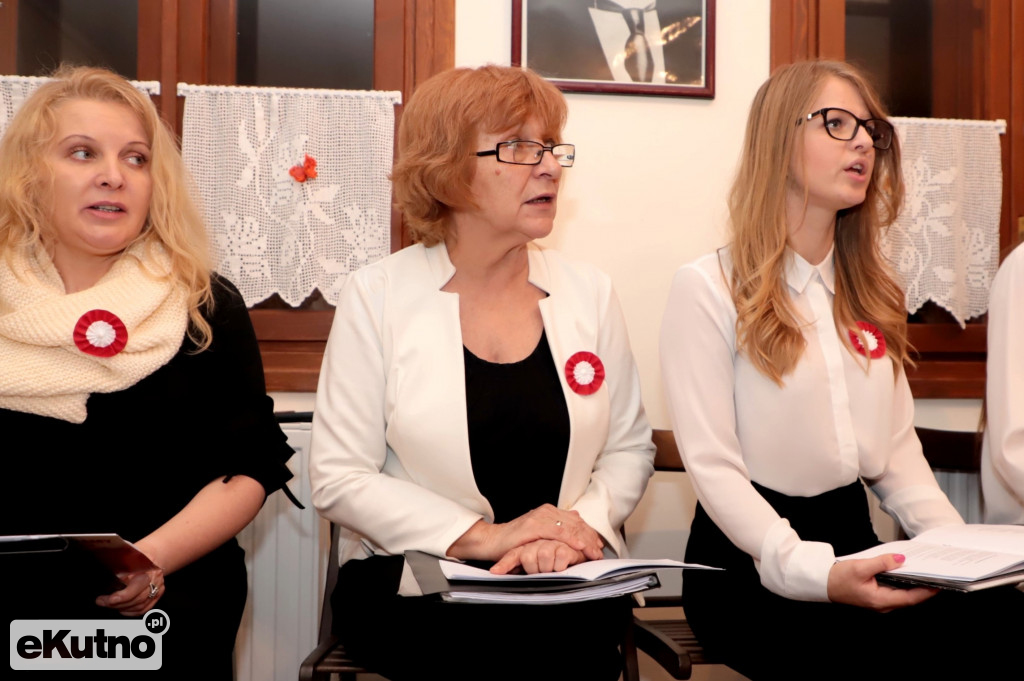 Dla Niepodległej w Dworku Modrzewiowym