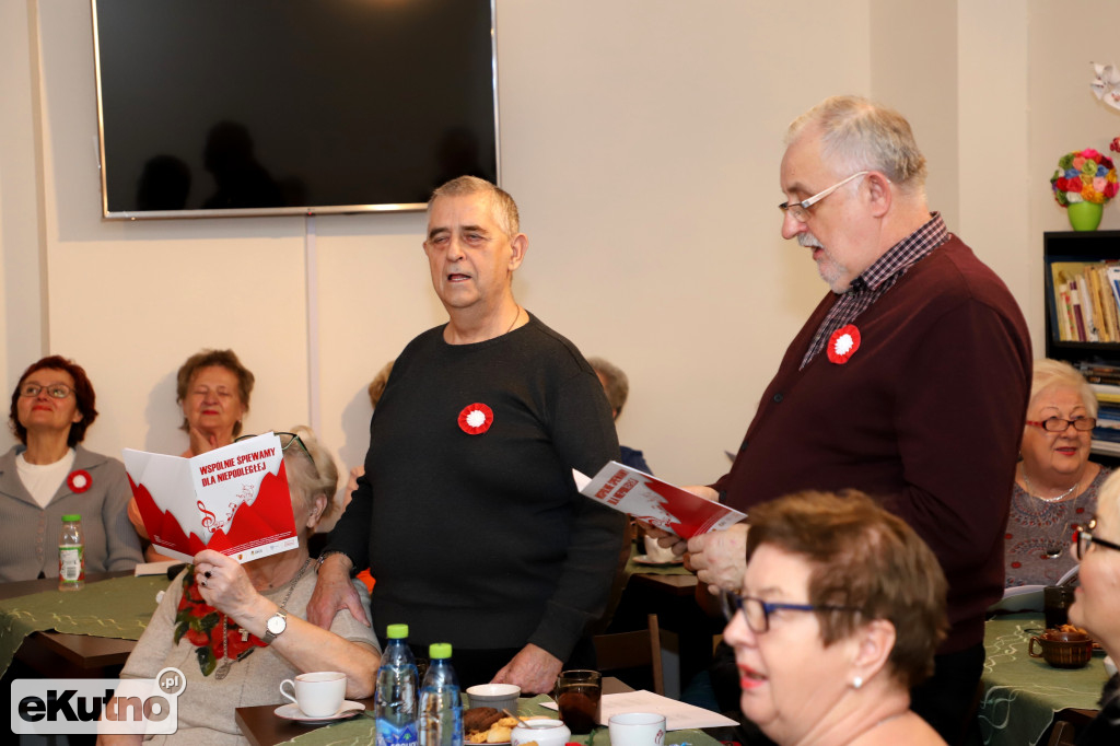 Dla Niepodległej w Dworku Modrzewiowym
