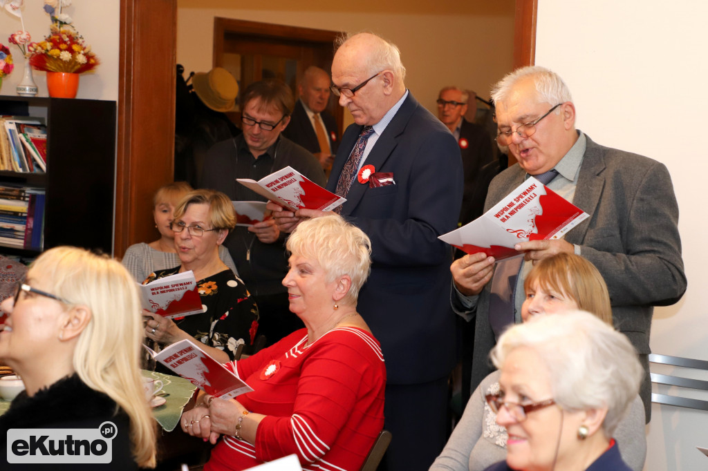 Dla Niepodległej w Dworku Modrzewiowym