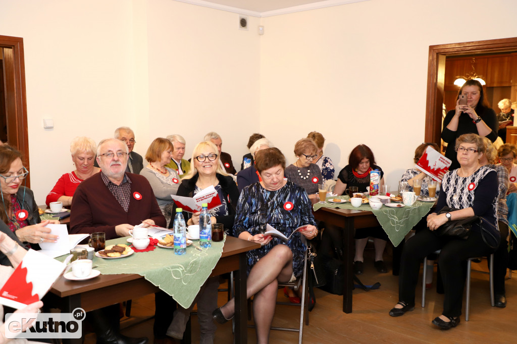 Dla Niepodległej w Dworku Modrzewiowym