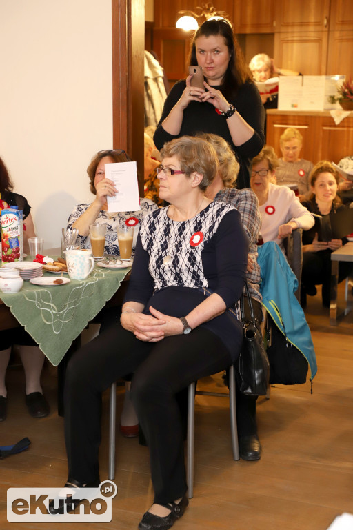 Dla Niepodległej w Dworku Modrzewiowym
