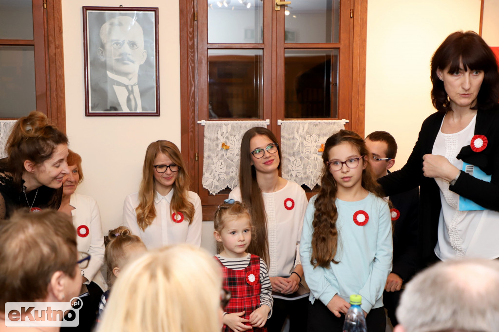 Dla Niepodległej w Dworku Modrzewiowym
