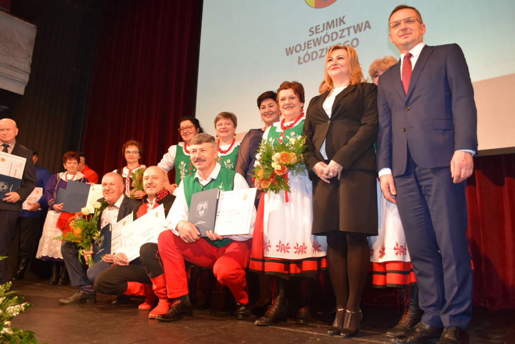 Nagrody dla artystów ludowych