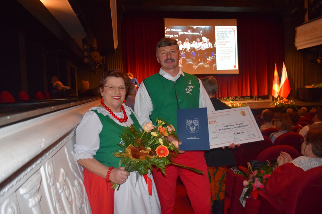 Nagrody dla artystów ludowych