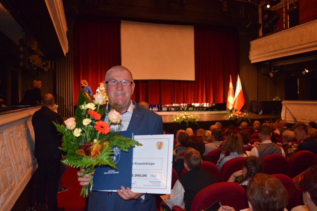 Nagrody dla artystów ludowych