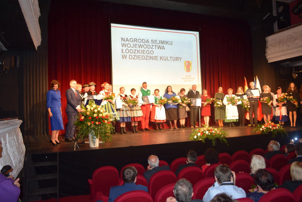 Nagrody dla artystów ludowych