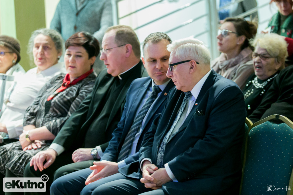 Kutnowskie Zeszyty Regionalne Tom XXIII