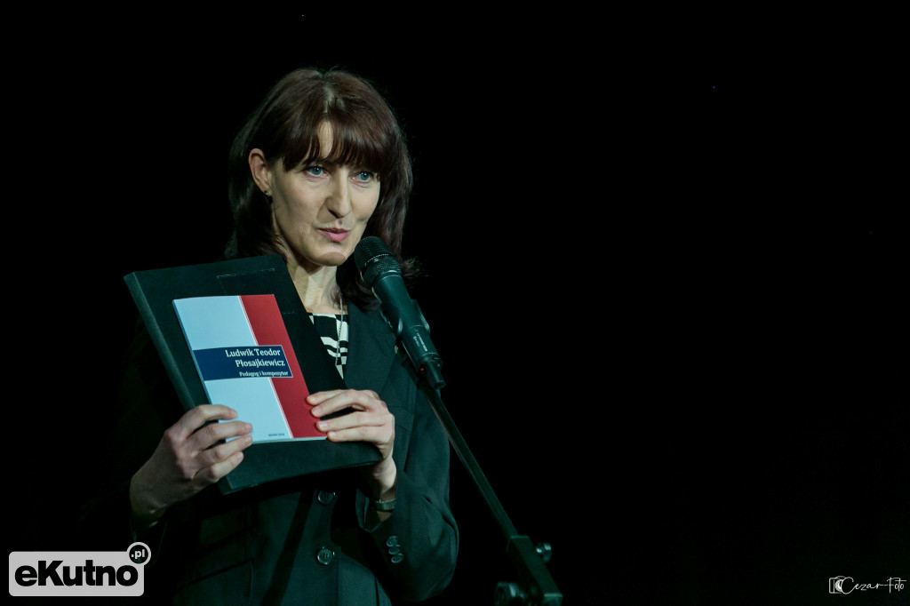 Kutnowskie Zeszyty Regionalne Tom XXIII