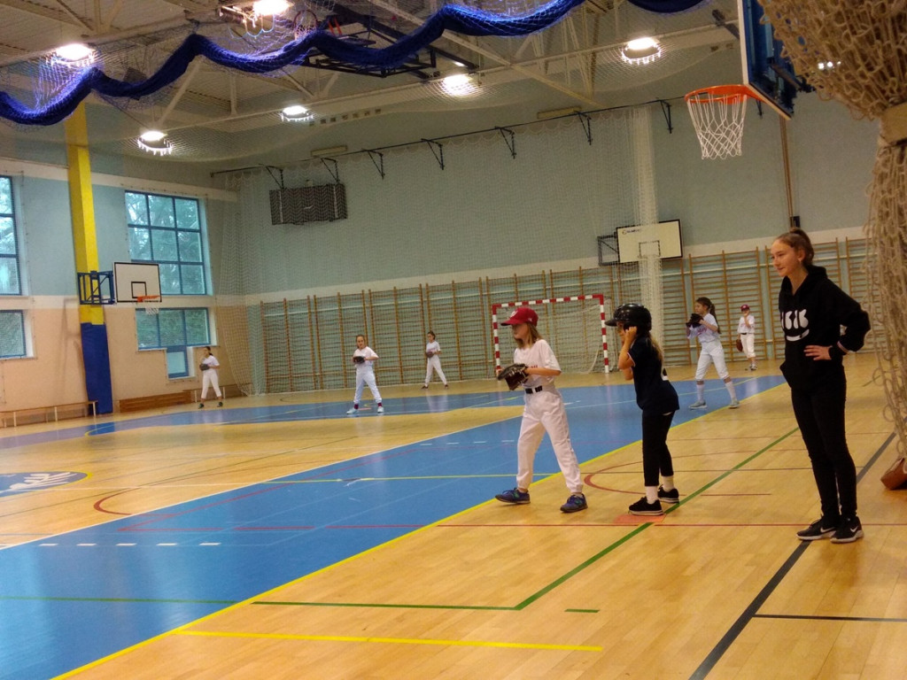  Mikołajkowy turniej baseballu i softballu