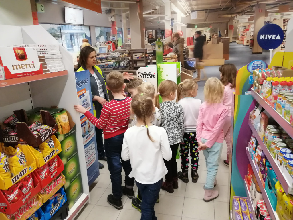 Uczniowie SP nr 6 z wizytą w firmie DS Smith