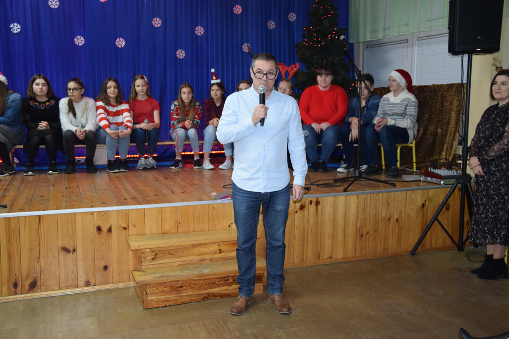 Wspólne kolędowanie w SP nr 1