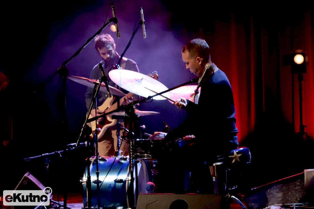 Młynarski Plays Młynarski feat. Gaba Kulka