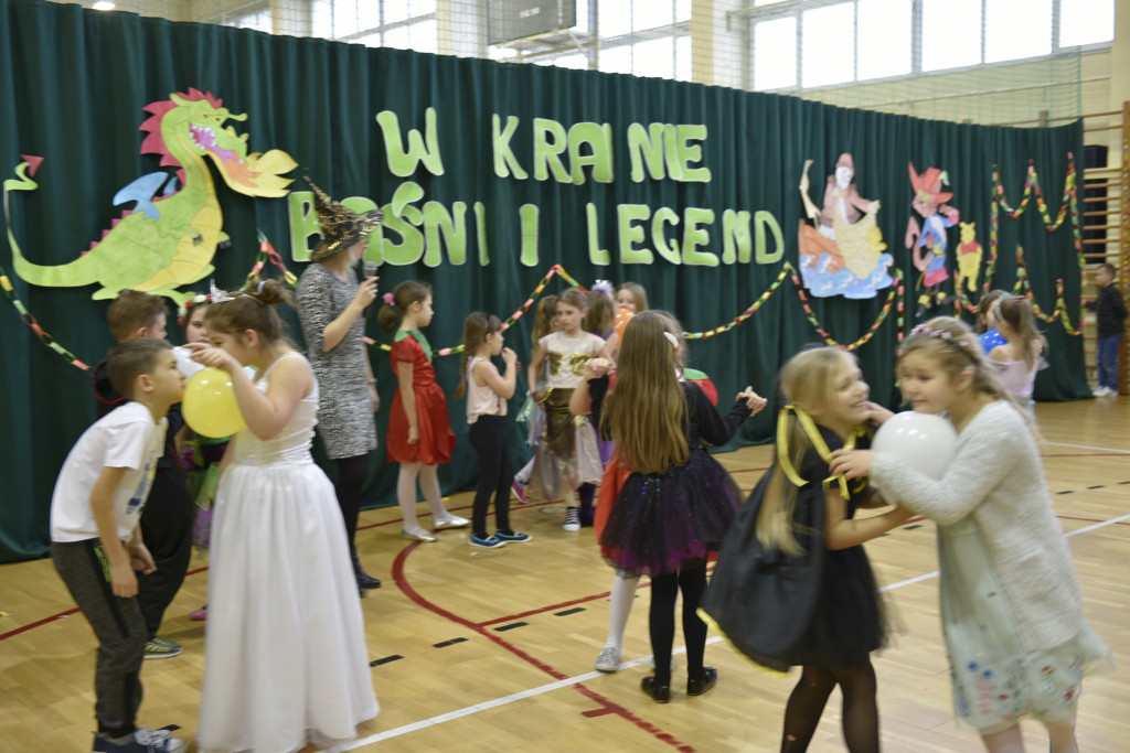 Bal karnawałowy w SP nr 2
