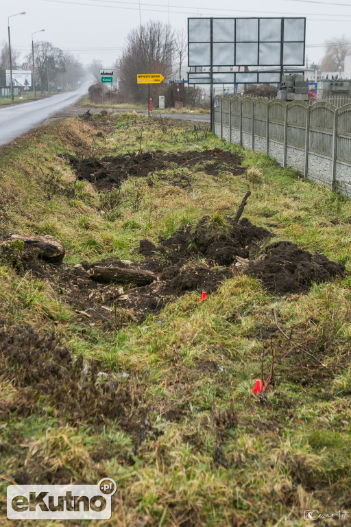 Budowa drogi w Gołębiewie
