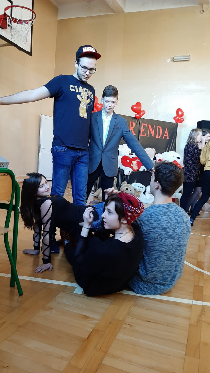 XI Harenda
