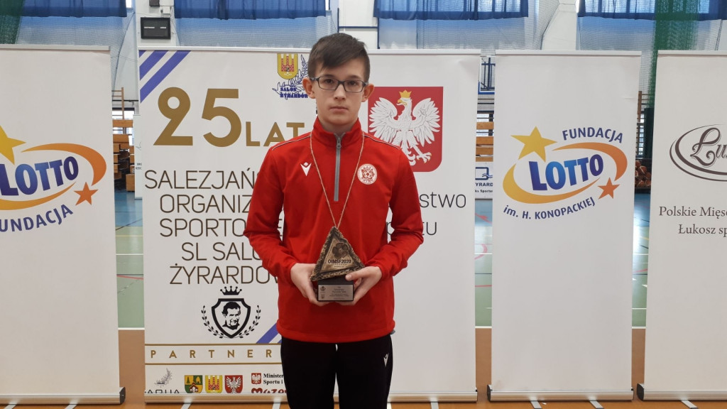 SL SALOS RÓŻA KUTNO