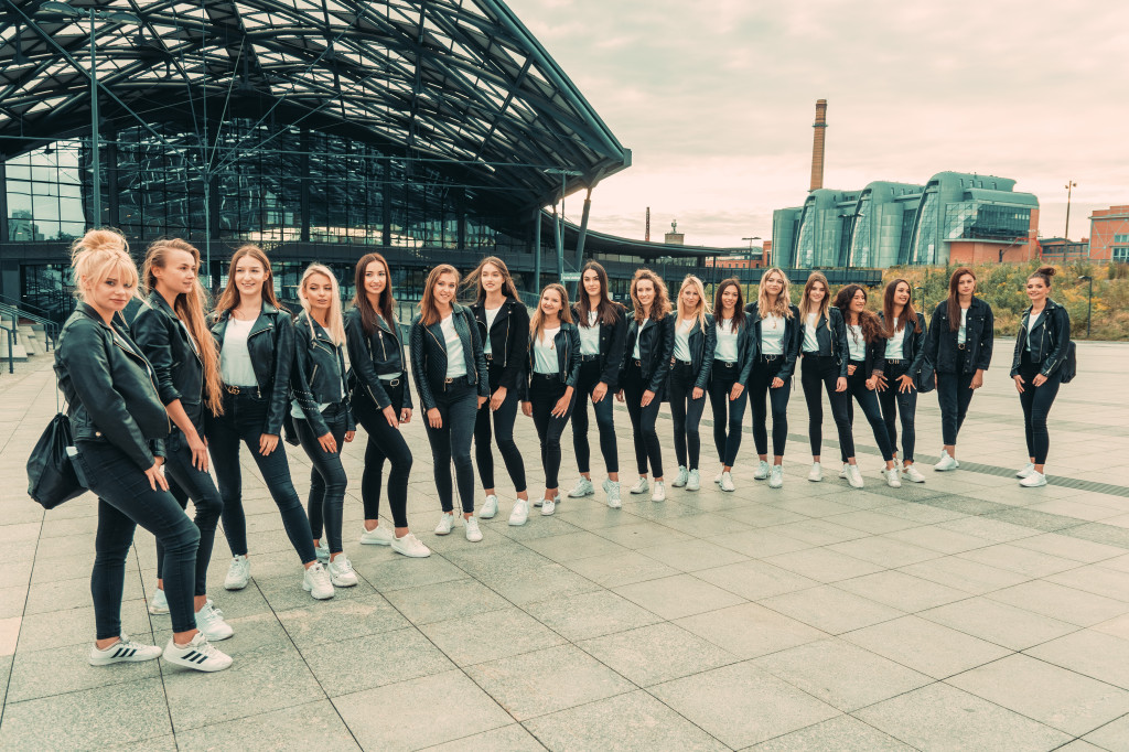 Finalistki Miss podróżują ŁKA