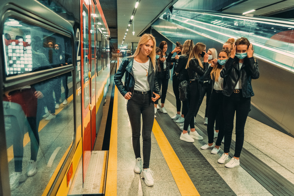 Finalistki Miss podróżują ŁKA