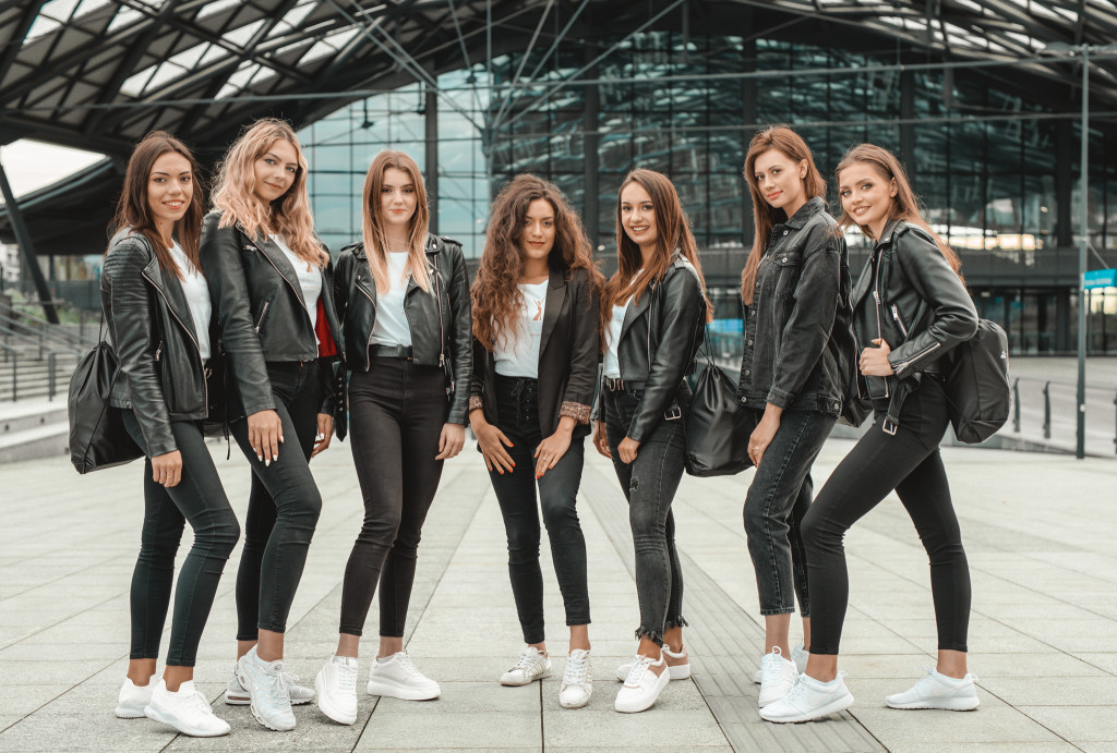 Finalistki Miss podróżują ŁKA
