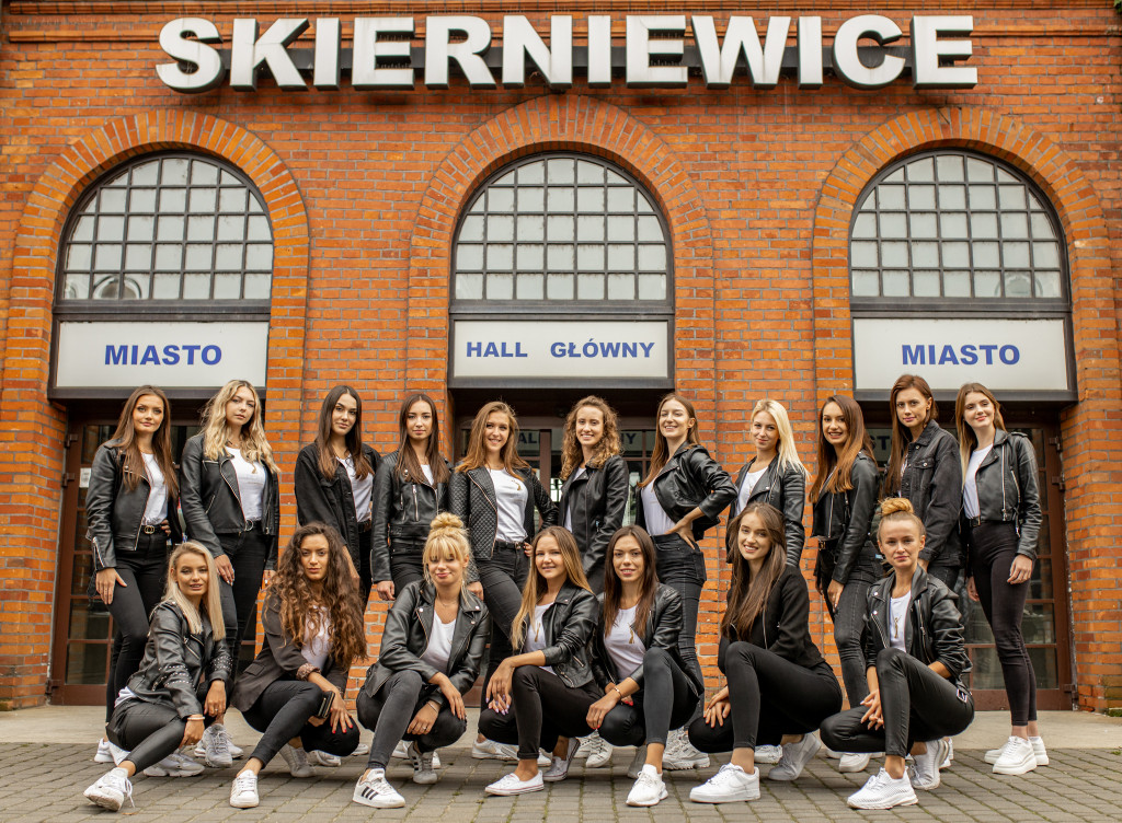 Finalistki Miss podróżują ŁKA