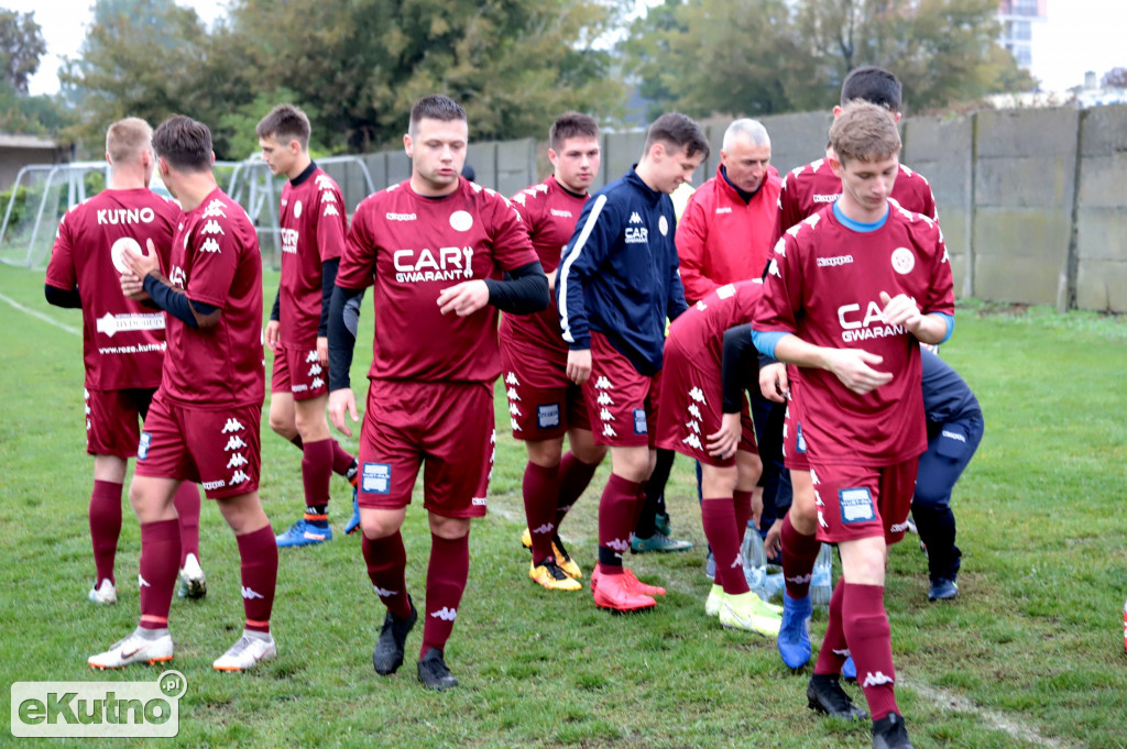 SL Salos Róża Kutno - LKS Dąbrówka 5 : 3