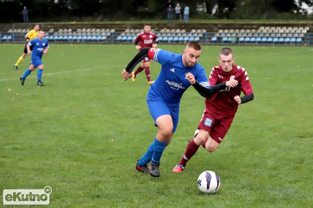 SL Salos Róża Kutno - LKS Dąbrówka 5 : 3