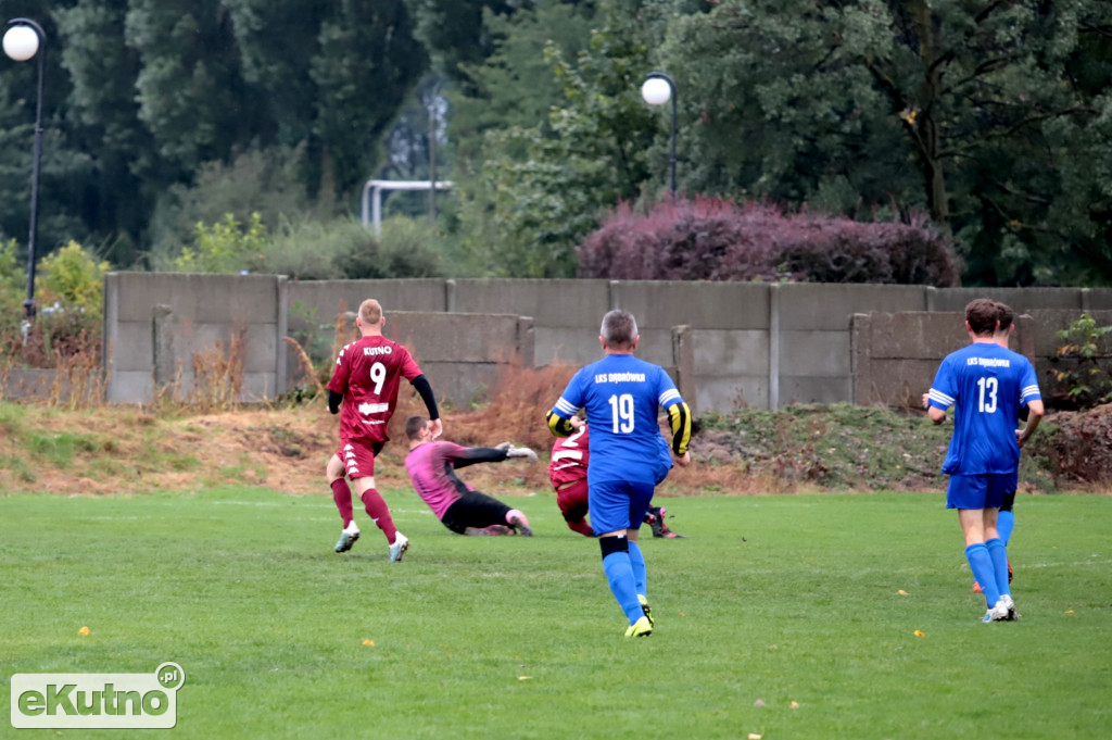 SL Salos Róża Kutno - LKS Dąbrówka 5 : 3