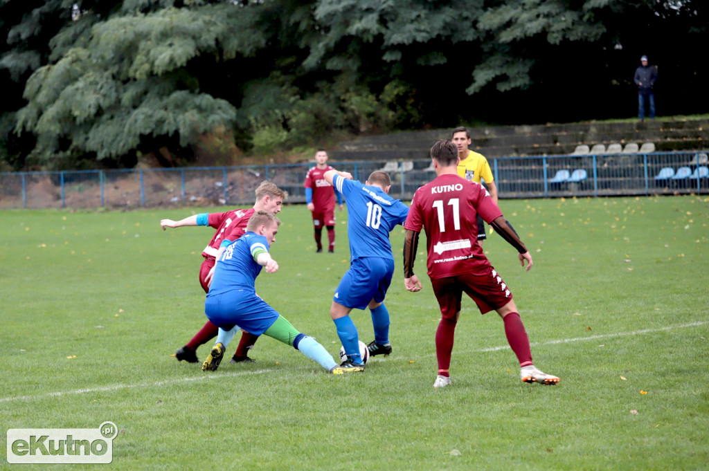 SL Salos Róża Kutno - LKS Dąbrówka 5 : 3