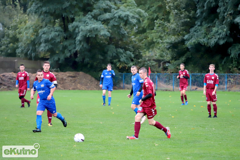 SL Salos Róża Kutno - LKS Dąbrówka 5 : 3