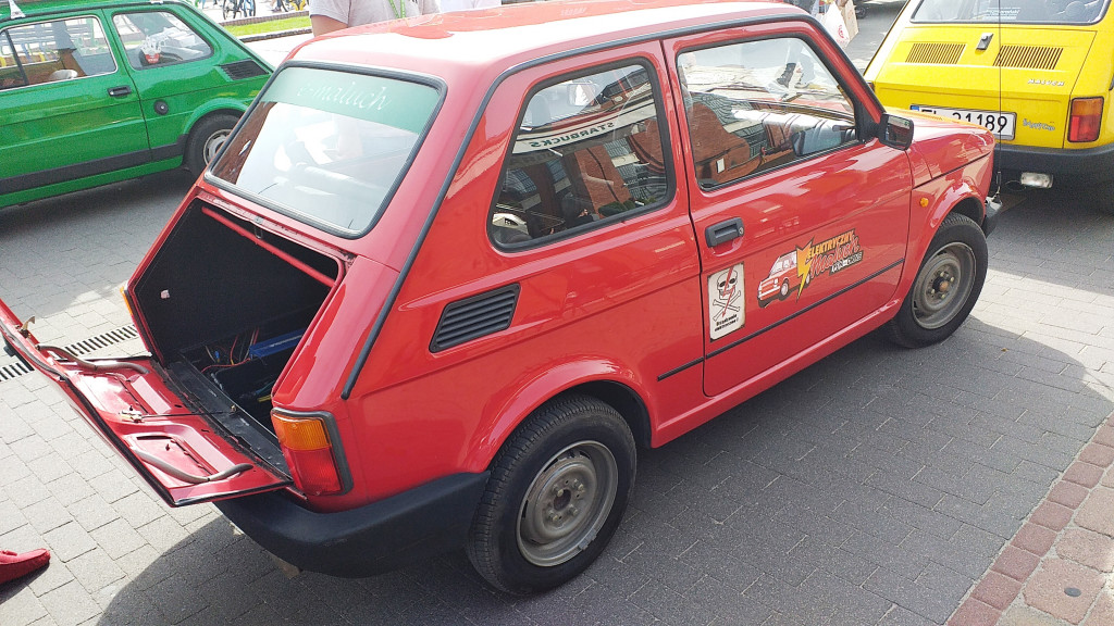 Zlot Fiatów 126p w Łodzi