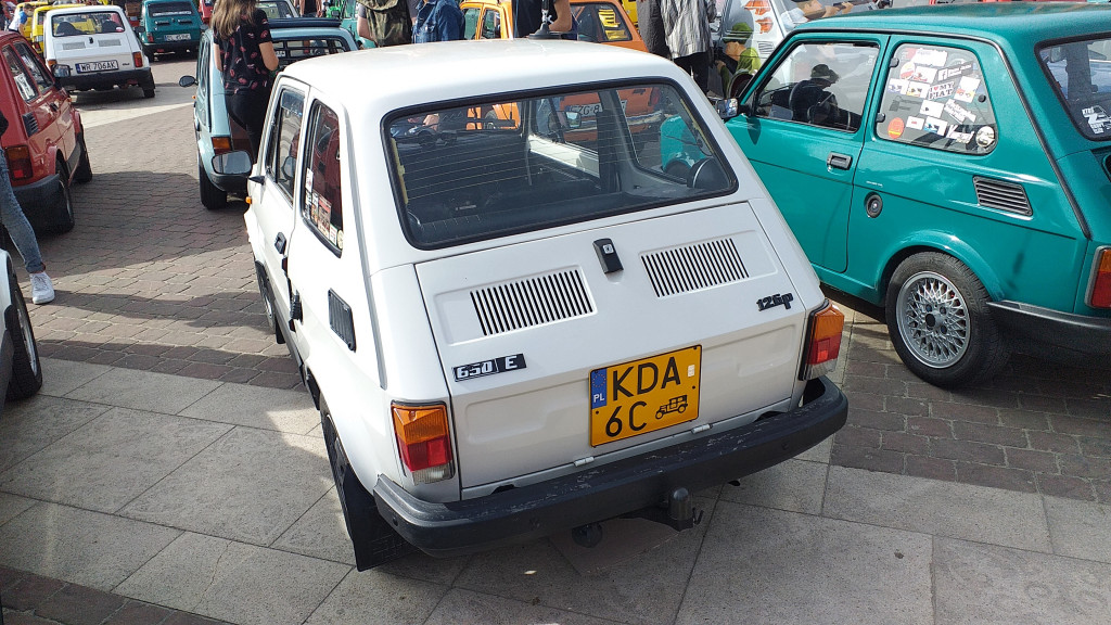 Zlot Fiatów 126p w Łodzi