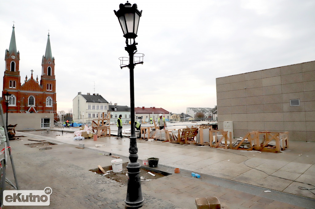 Plac Wolności w budowie