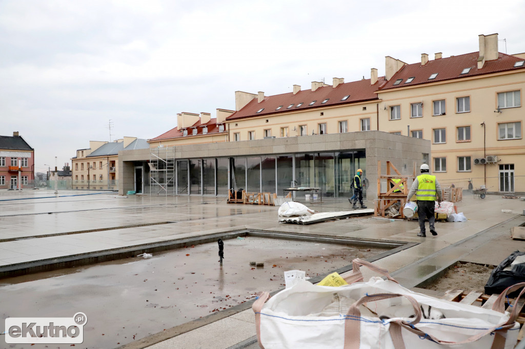 Plac Wolności w budowie