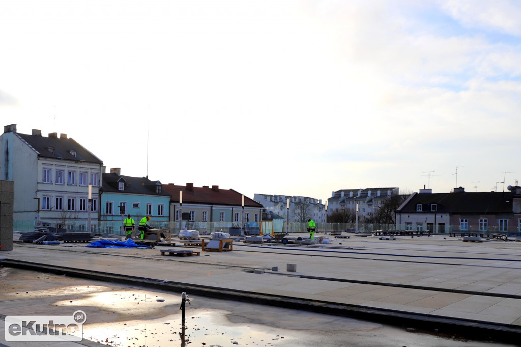 Plac Wolności w budowie