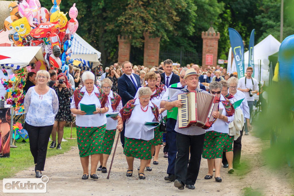 Dożynki w Oporowie