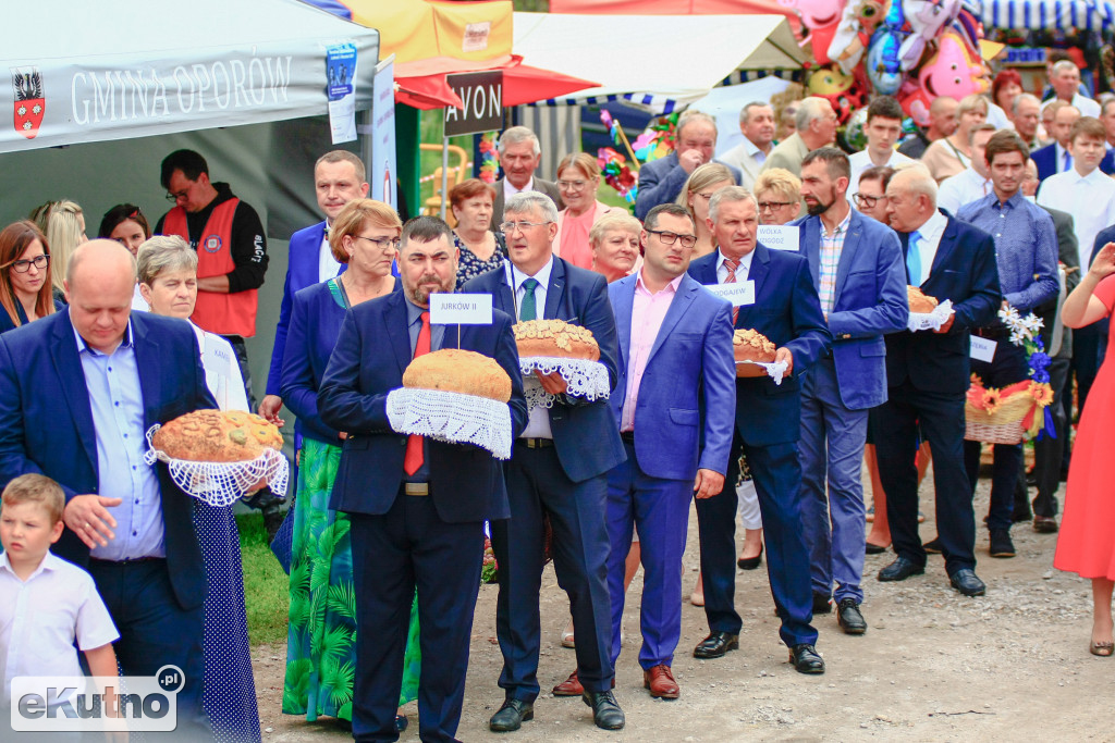 Dożynki w Oporowie