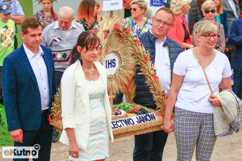 Dożynki w Oporowie