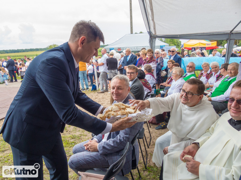 Dożynki w Oporowie