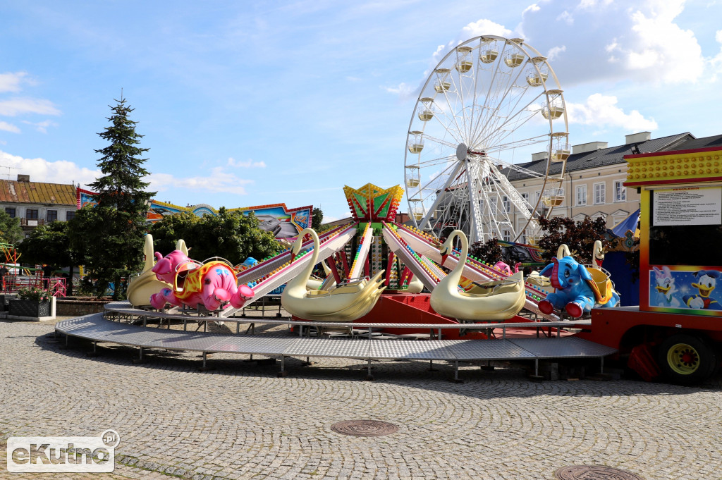 Lunapark już stoi