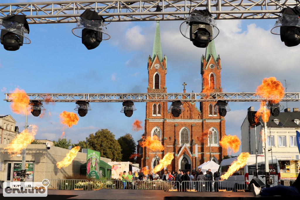 Piątkowe popołudnie Święta Róży 2021