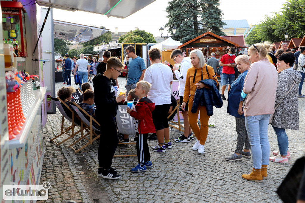 Piątkowe popołudnie Święta Róży 2021
