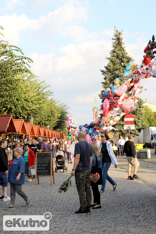 Piątkowe popołudnie Święta Róży 2021