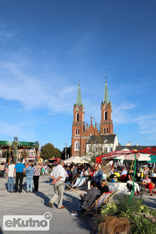 Sobotnie popołudnie na Święcie Róży