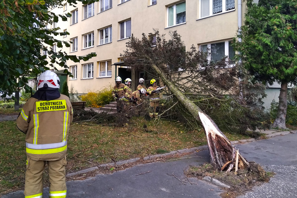 Wichura w powiecie