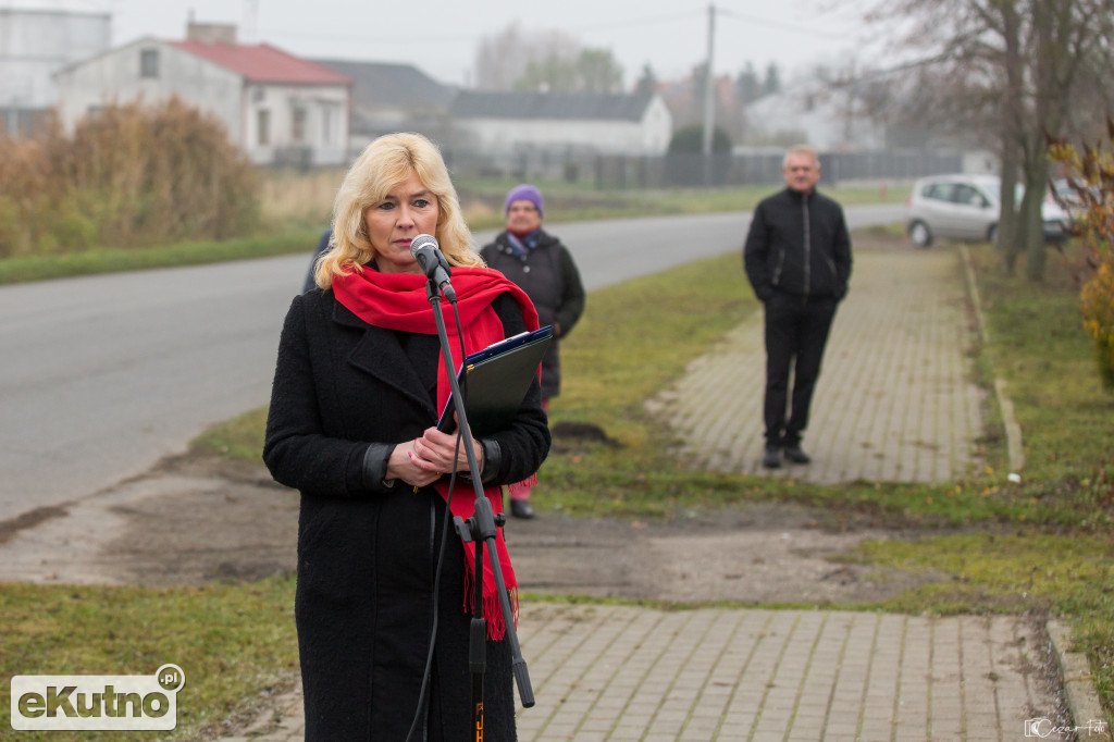 Pomnik Walczących o Niepodległość w Oporowie