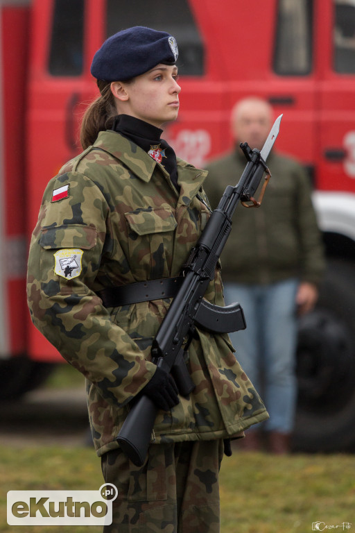 Pomnik Walczących o Niepodległość w Oporowie