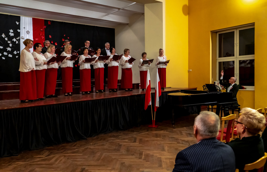 Śpiewamy dla Biało-Czerwonej