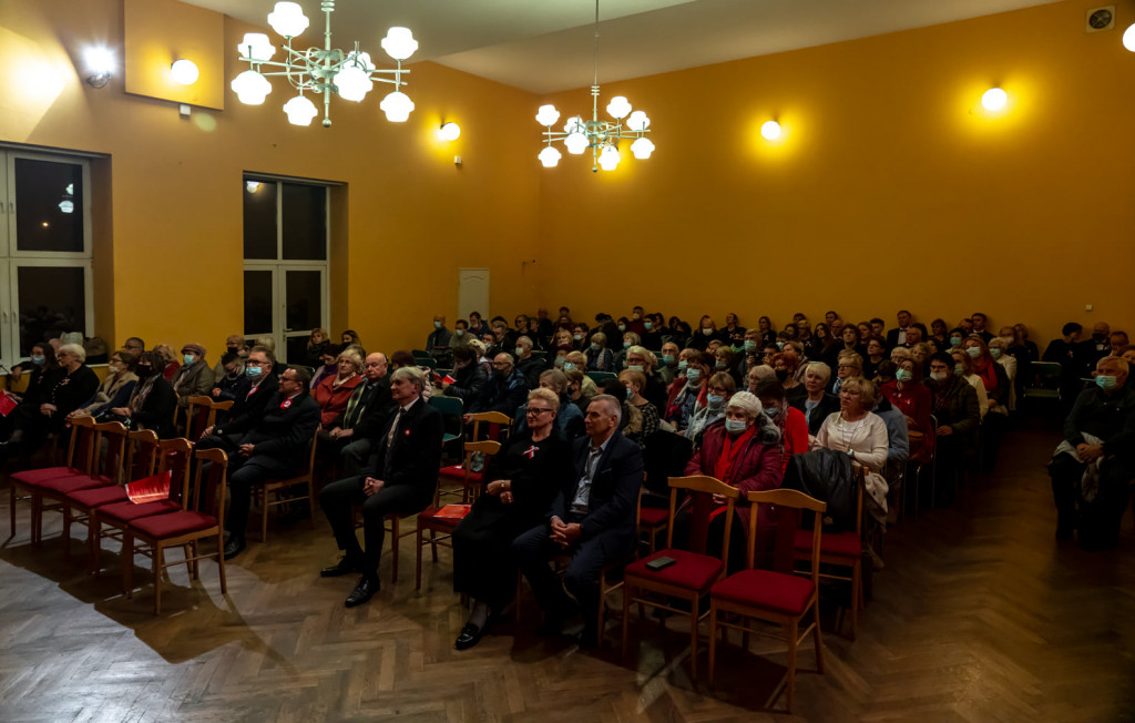 Śpiewamy dla Biało-Czerwonej